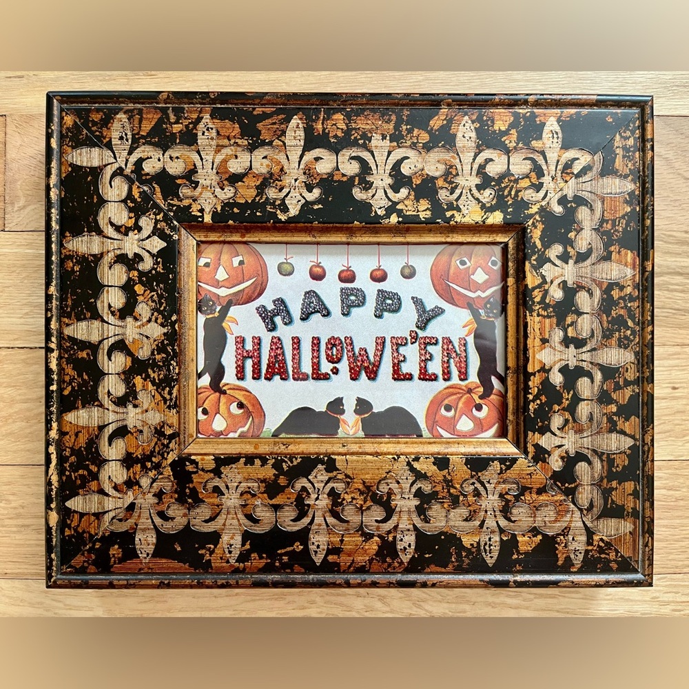 Happy Halloween Themed Decorative Frame